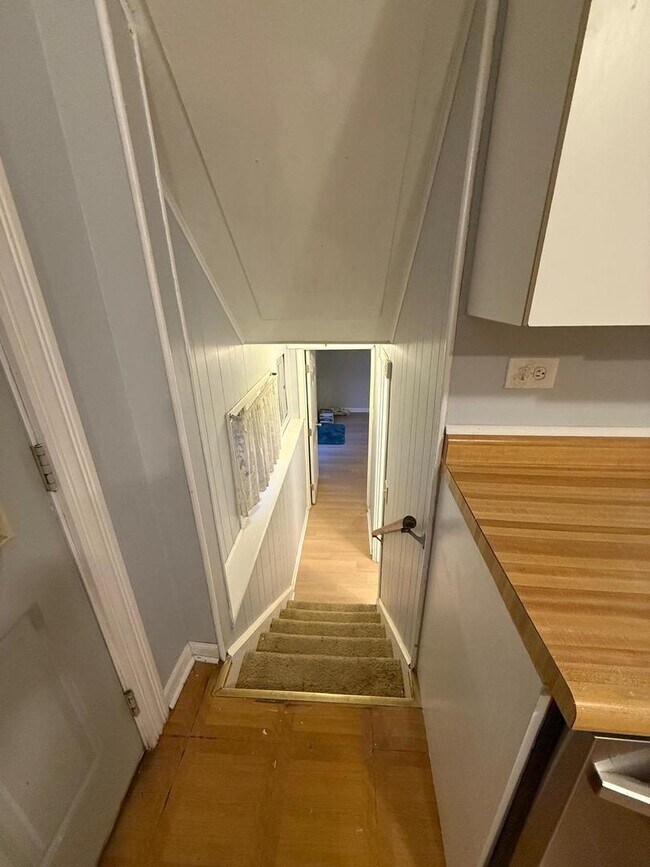 Building Photo - 1440 Gentry Rd