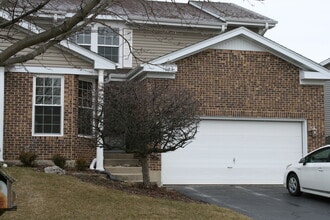 Building Photo - 1044 Chelsea Dr