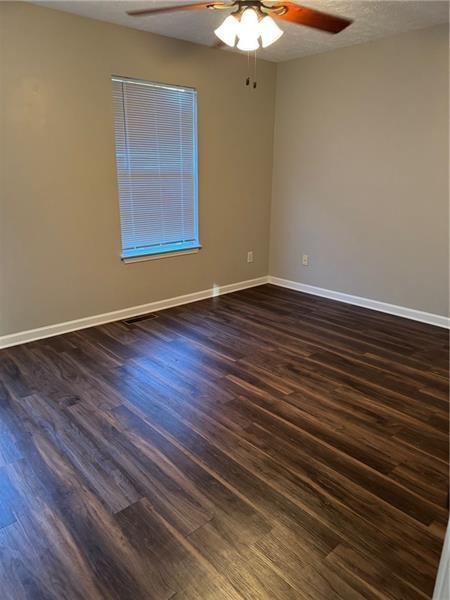 Building Photo - 146 Bridge View Dr