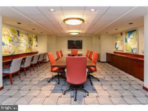 Building Photo - 1600 Arch St