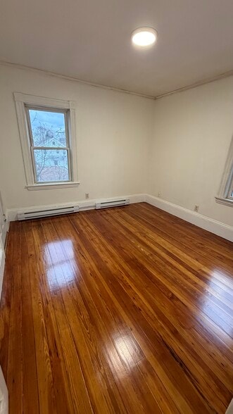 Building Photo - 22 Blake St