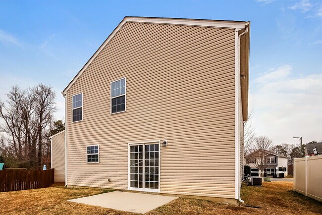 Building Photo - 1212 Chaser Ridge Ct