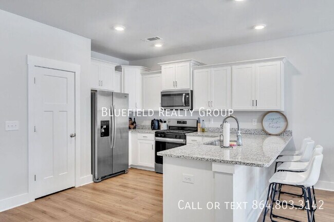 Building Photo - 516 Ml Pk Wy