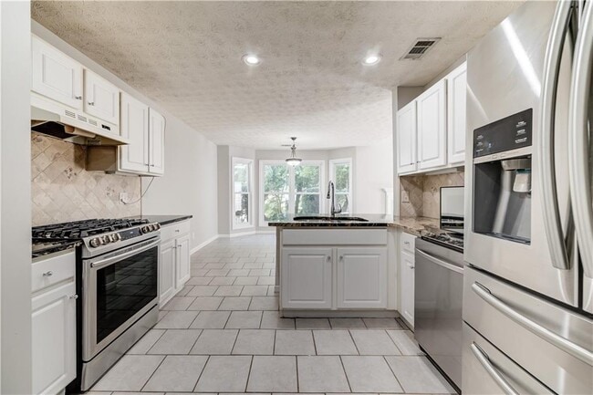Building Photo - 3171 Avensong Village Cir