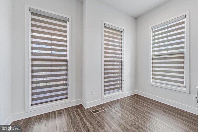 Building Photo - 23765 Fairfield Knl Ct