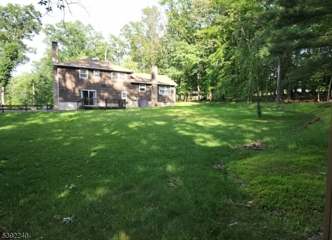 Building Photo - 11 Conklin Ln