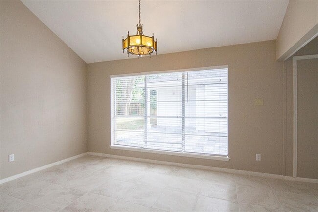 Building Photo - 22102 Woodrose Dr
