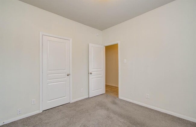 Building Photo - 3102 Gianna Springs Ct