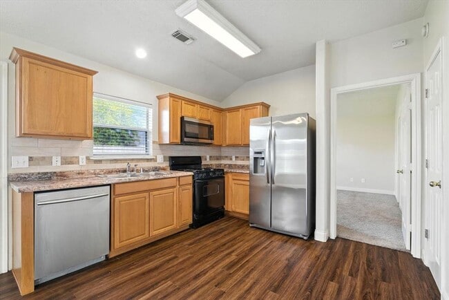 Building Photo - 8222 Sugar Cane Dr