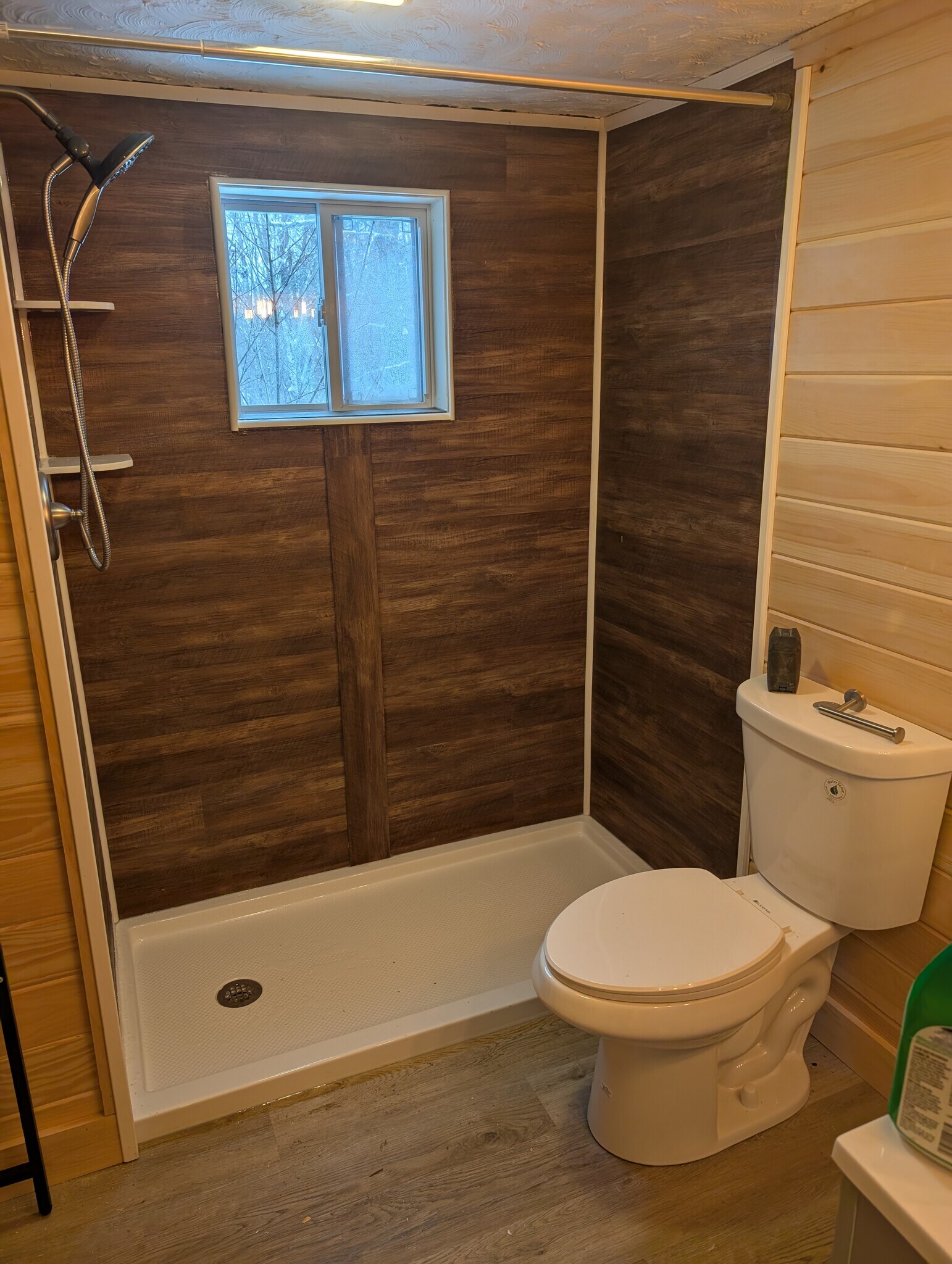 Oversized Shower - 2213 Western Ave