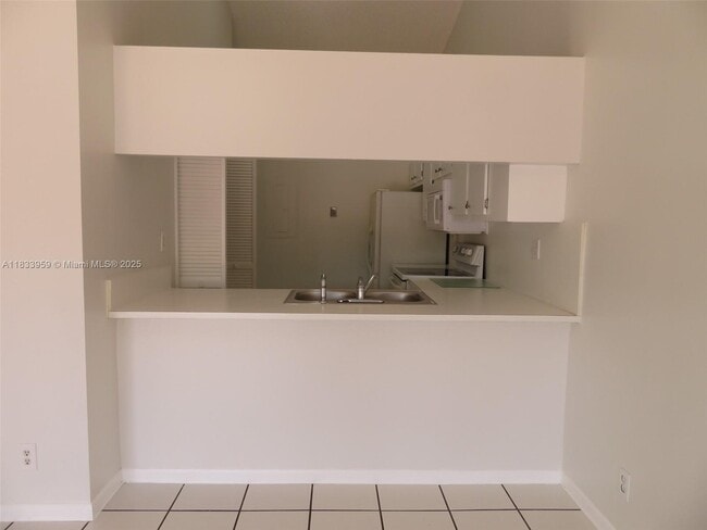 Building Photo - 6203 SW 147th Pl Cir