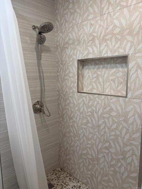 Building Photo - 860 Turquoise St