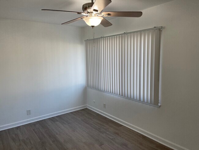 Building Photo - 1656 Tapir Cir