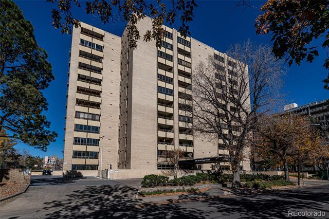 Building Photo - 800 N Pearl St