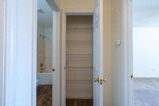 Building Photo - 3517 Prescott Dr