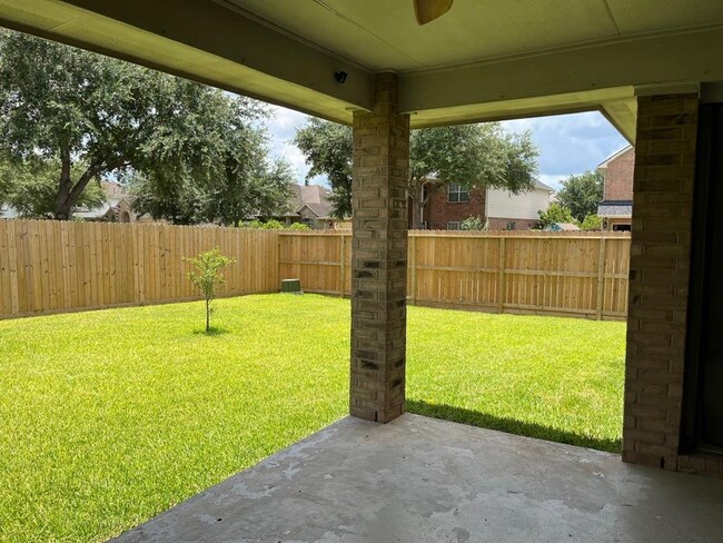 Building Photo - 12610 Bethany Bay Dr