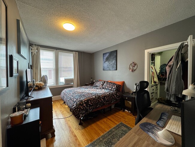 Building Photo - 87 High St