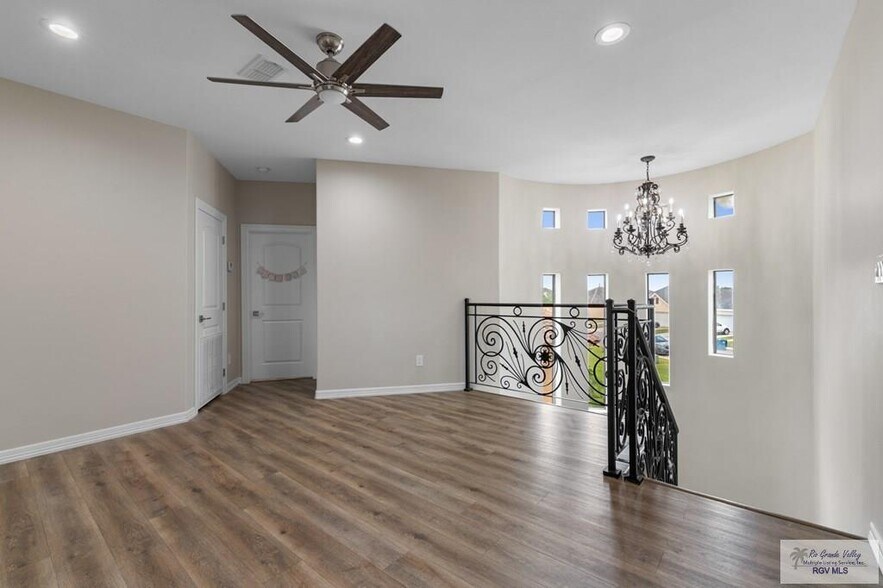 Building Photo - 6012 Wendy Lue Ct