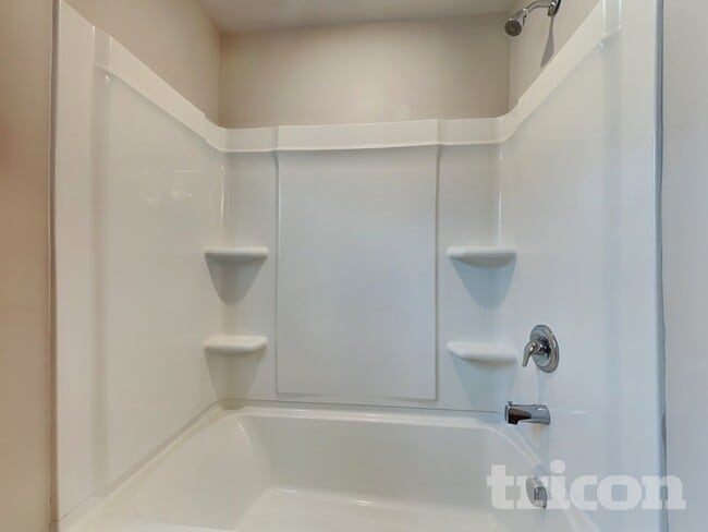 Building Photo - 357 Indian River Dr