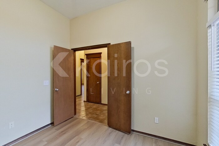 Building Photo - 4920 NW 164th Terrace