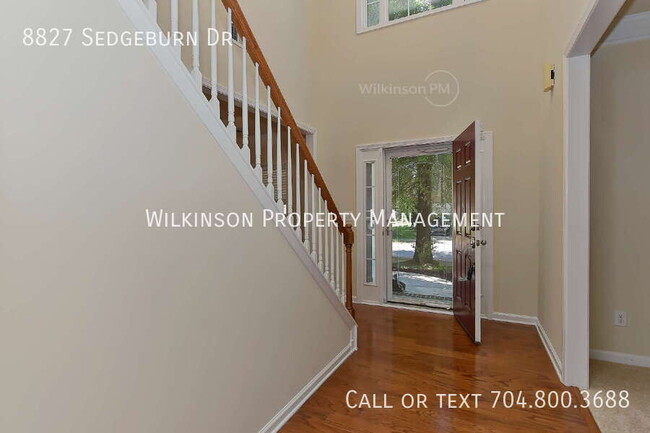 Building Photo - 8827 SedgeBurn Dr