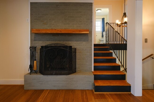 Building Photo - 54 Whitehead Dr