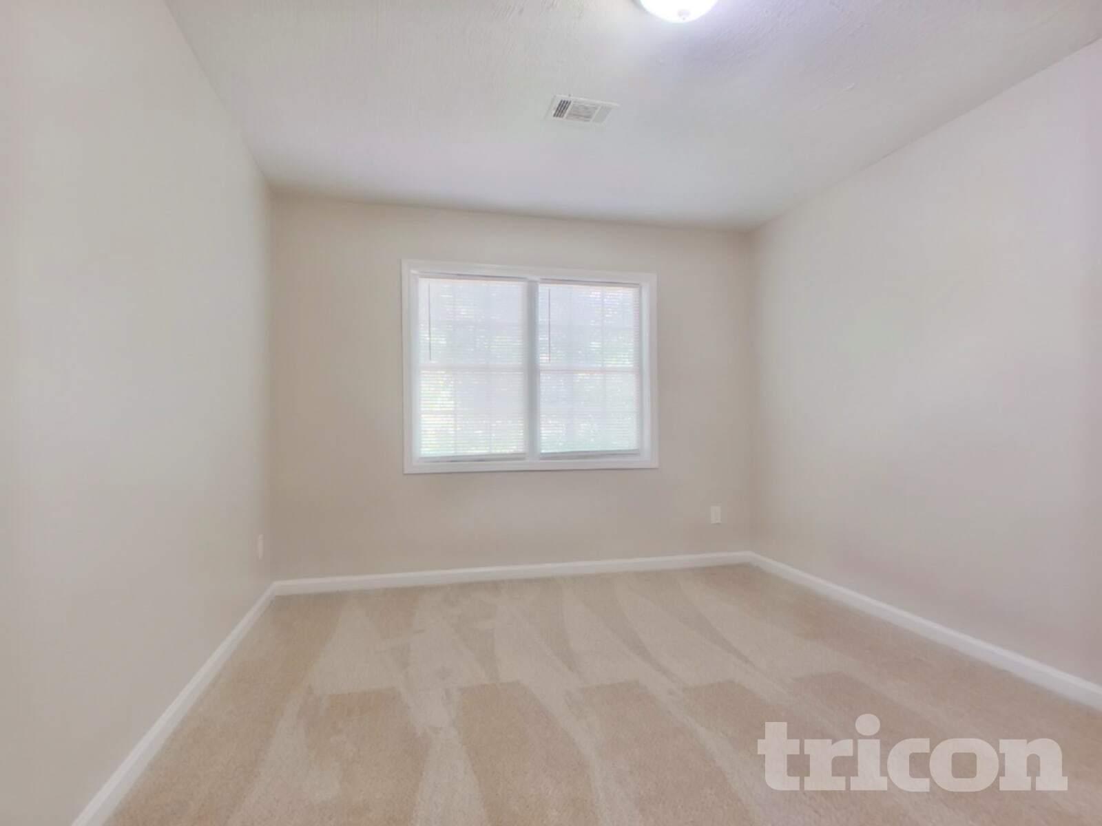 Building Photo - 3070 Country Farms Dr