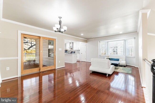 Building Photo - 7716 Green Garland Dr