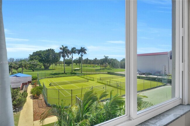 Building Photo - 8900 Washington St