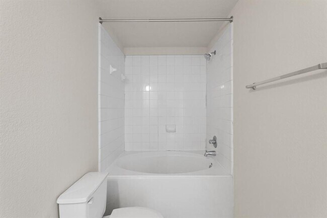 Building Photo - 3819 Jewel Point Dr