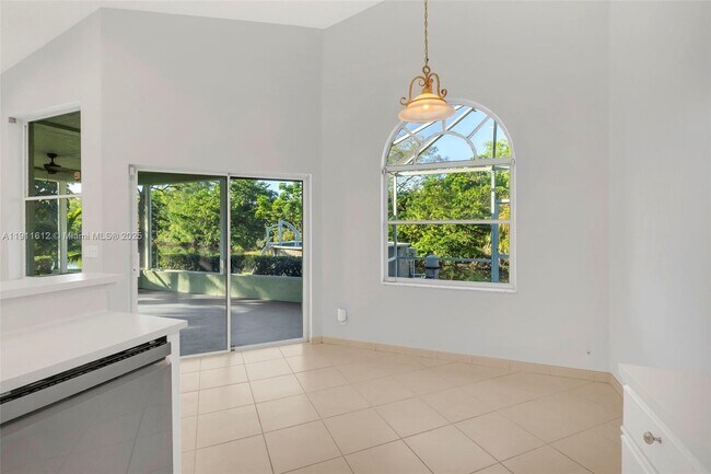 Building Photo - 8442 NW 57th Dr