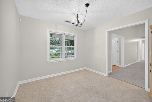Building Photo - 129 Springbrook Dr