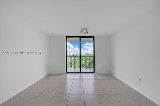 Building Photo - 1690 SW 27th Ave
