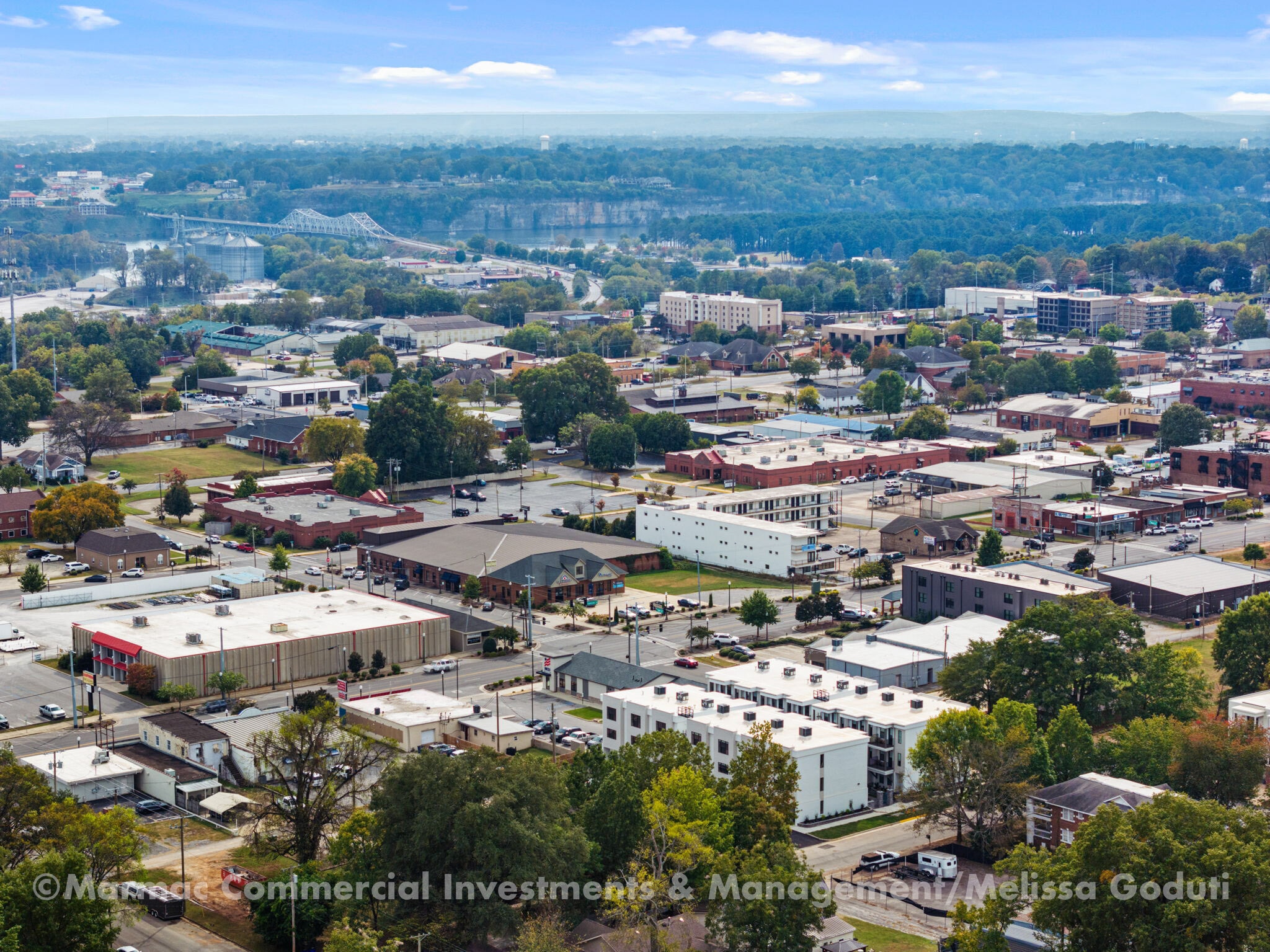 Building Photo - 154 N Poplar St