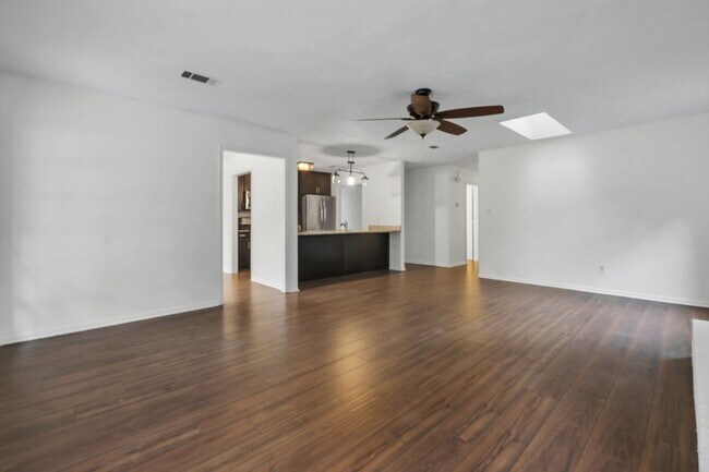 Building Photo - 3 bed 2 bath home for rent in Killearn