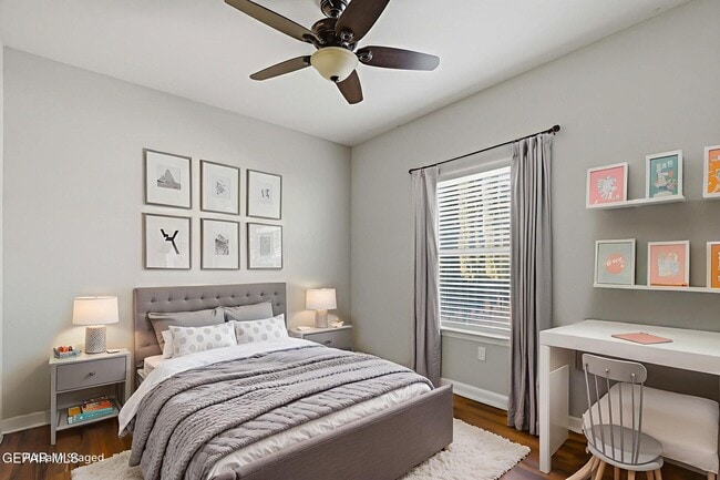 Building Photo - 14269 Escalera Dr