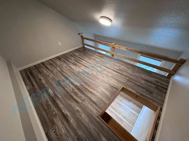 Building Photo - 9388 SE Wyndham Way