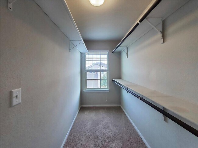 Building Photo - 11212 Bruneau Trail