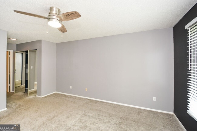 Building Photo - 47 Arbor End
