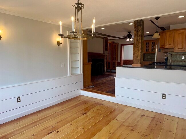 Building Photo - 25 Pine St