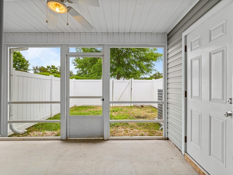 Building Photo - 229 Glen Cannon Drive