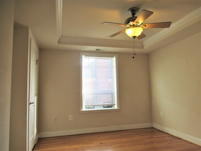 Bedroom - 712 Marietta Pl NW