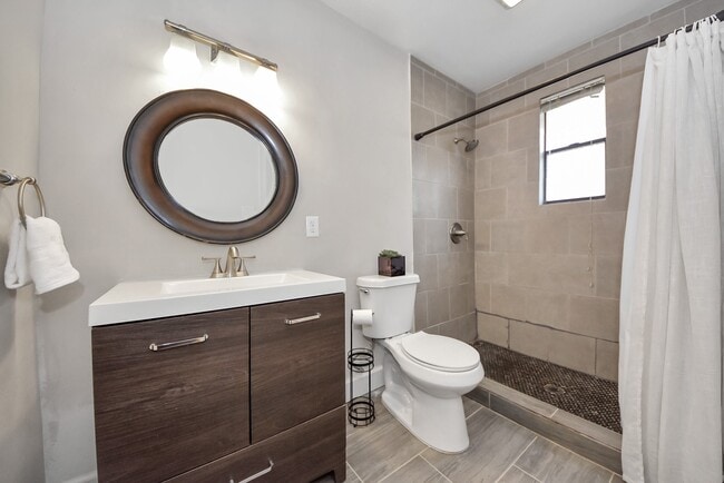 Building Photo - 215 St Charles Dr