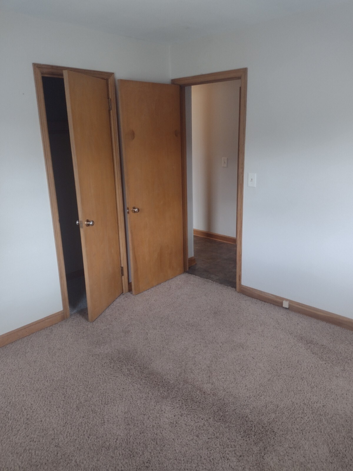 Building Photo - 403 Grove St