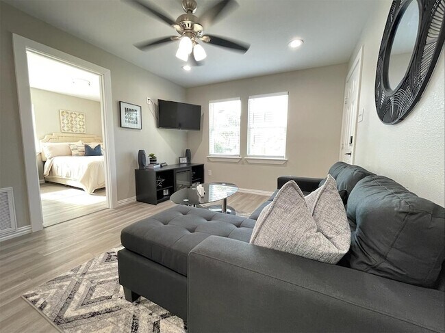 Building Photo - 4326 Alconbury Ln