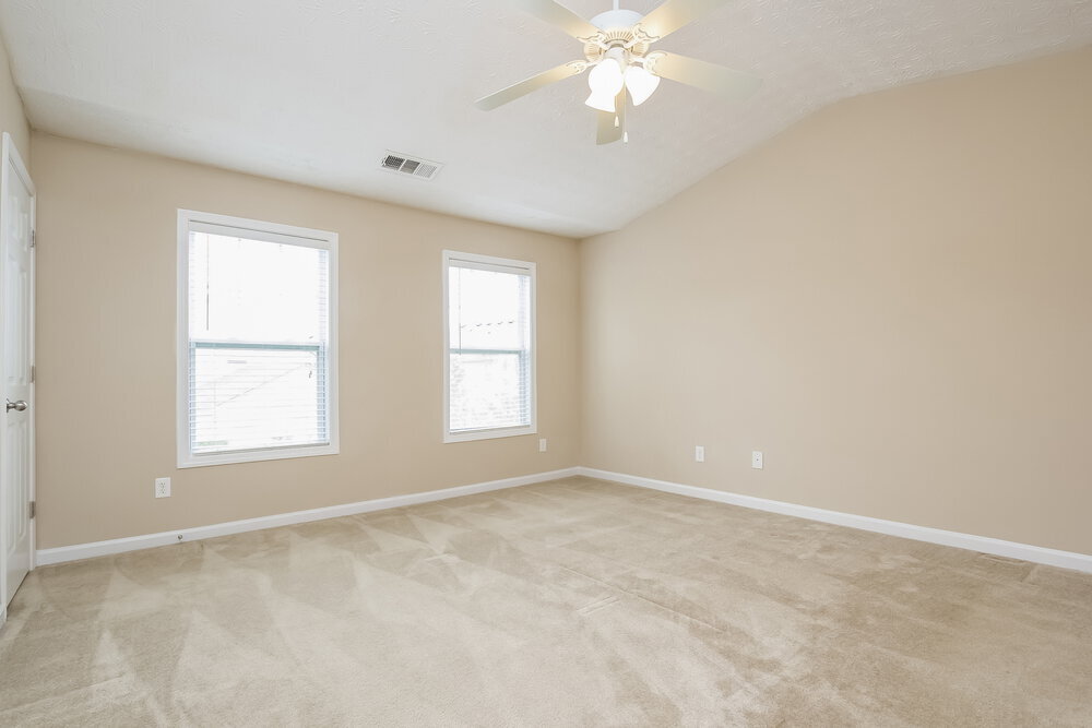 Building Photo - 900 Gardenia Curve