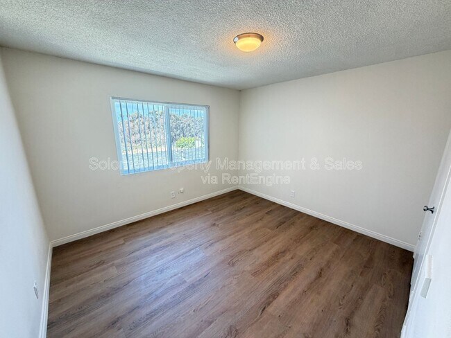 Building Photo - 1311 W Puls St