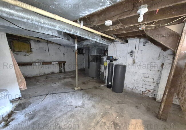 Building Photo - 310 N Frederick Ave