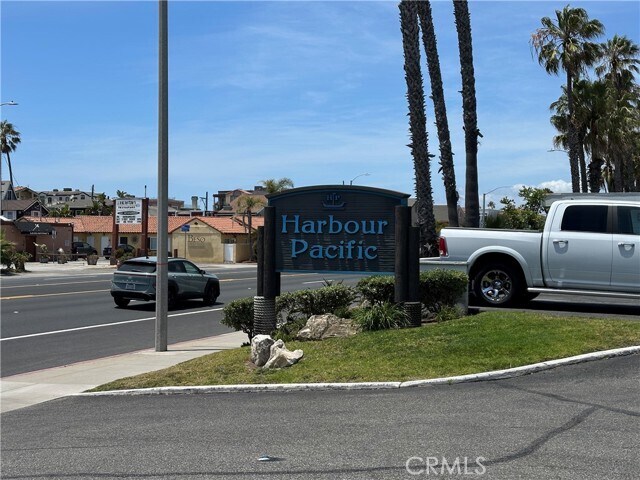 Building Photo - 17072 Pacific Coast Hwy