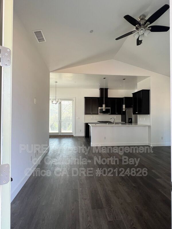 Building Photo - 1167 Mark West Springs Rd